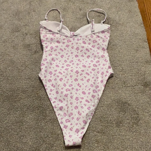 one piece swimsuit - Picture 2 of 2